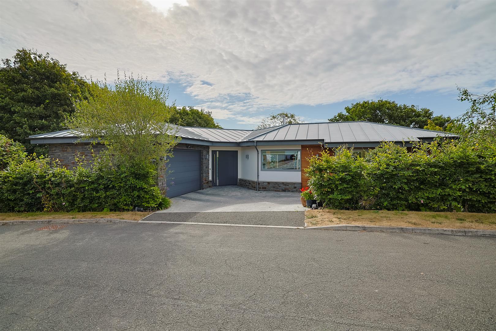 Westwinds, Langland, Swansea, SA3 4TA